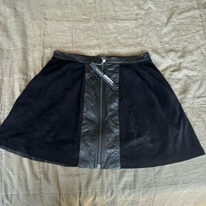 Women’s Timo Weiland Size 10 Quilted and Suede Leather Skirt